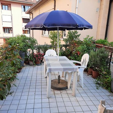 R&B Del Vicolo Panzió Cesena Kültér fotó